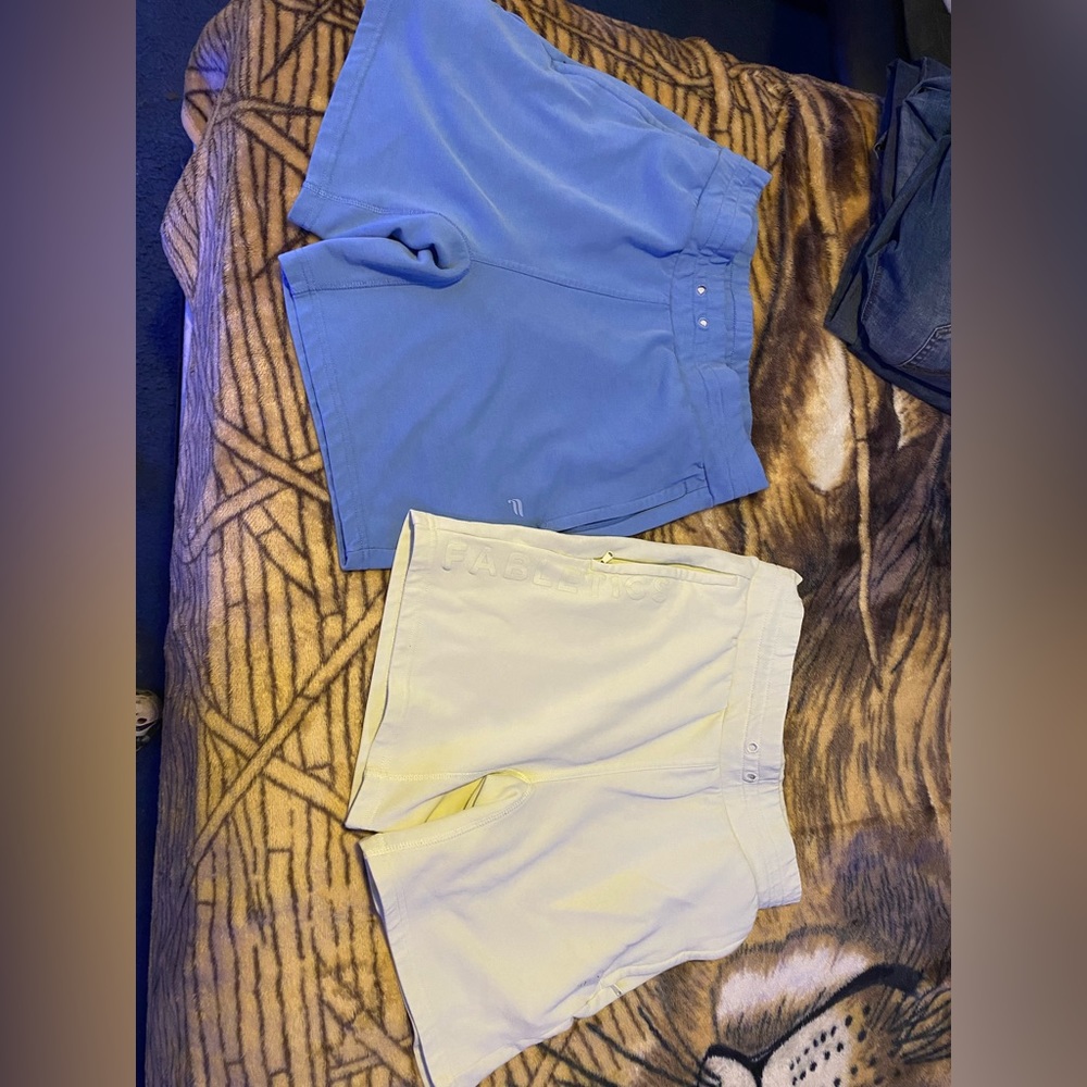 Fabletics shorts